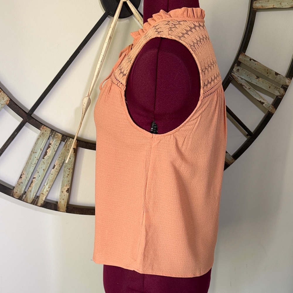 Sweet Wanderer Peach Lace Detail Top - Picture 4 of 10